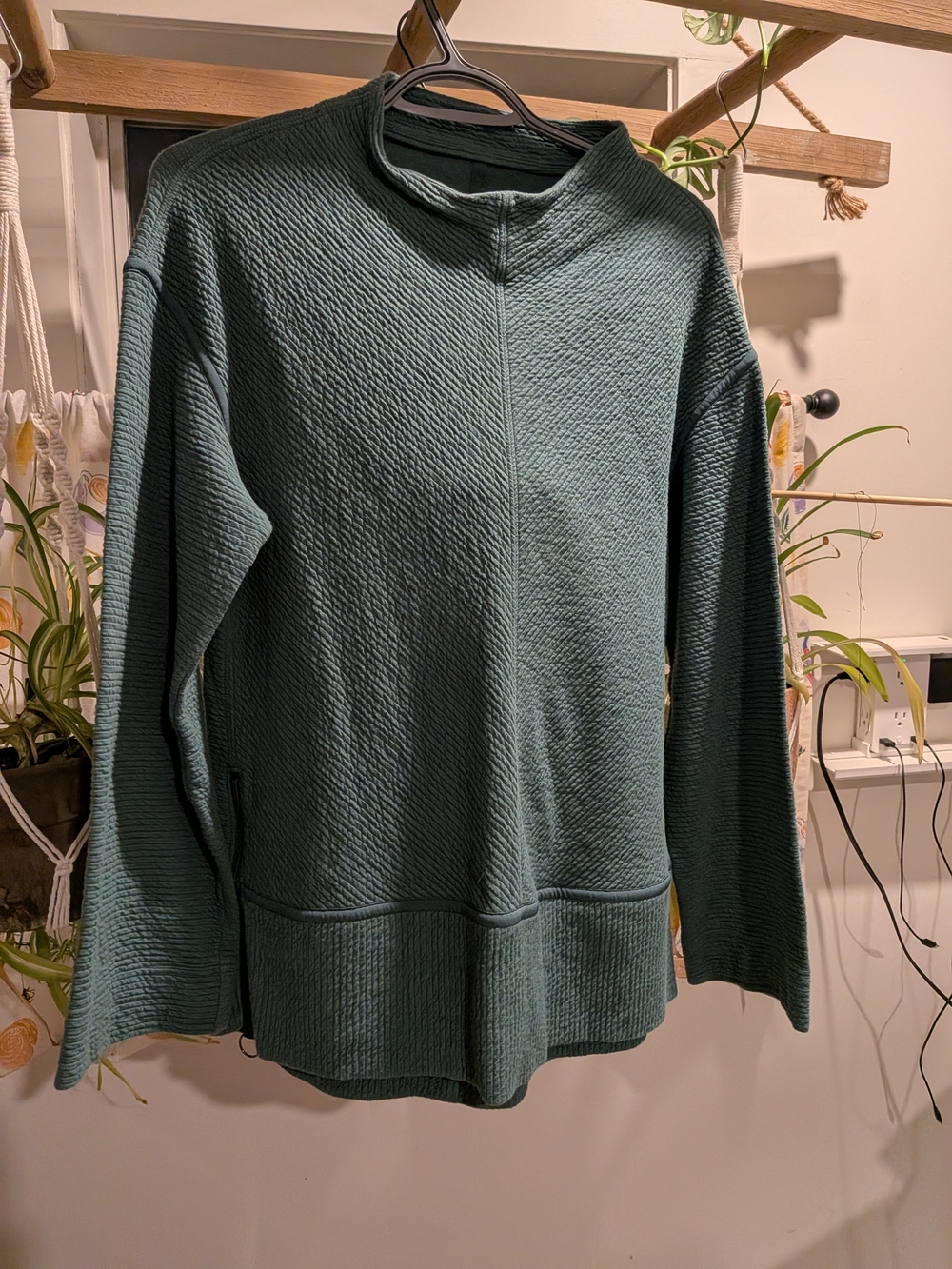 Lululemon On Repeat Mock Neck